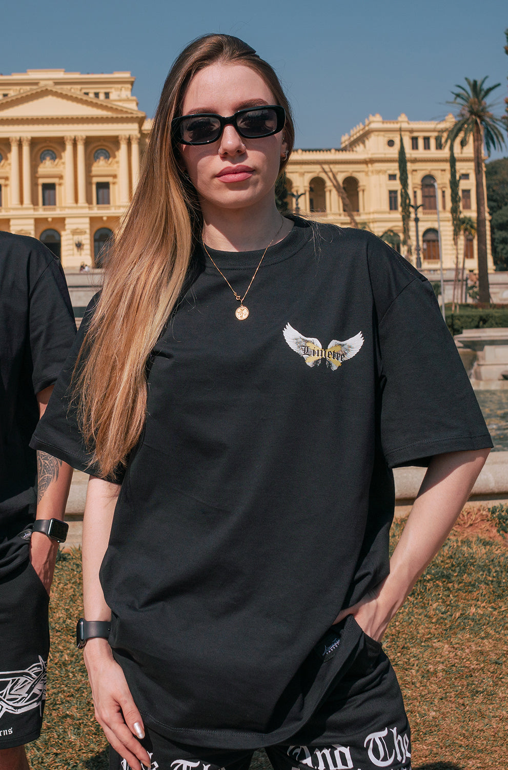 ANGEL WINGS BLACK T-SHIRT